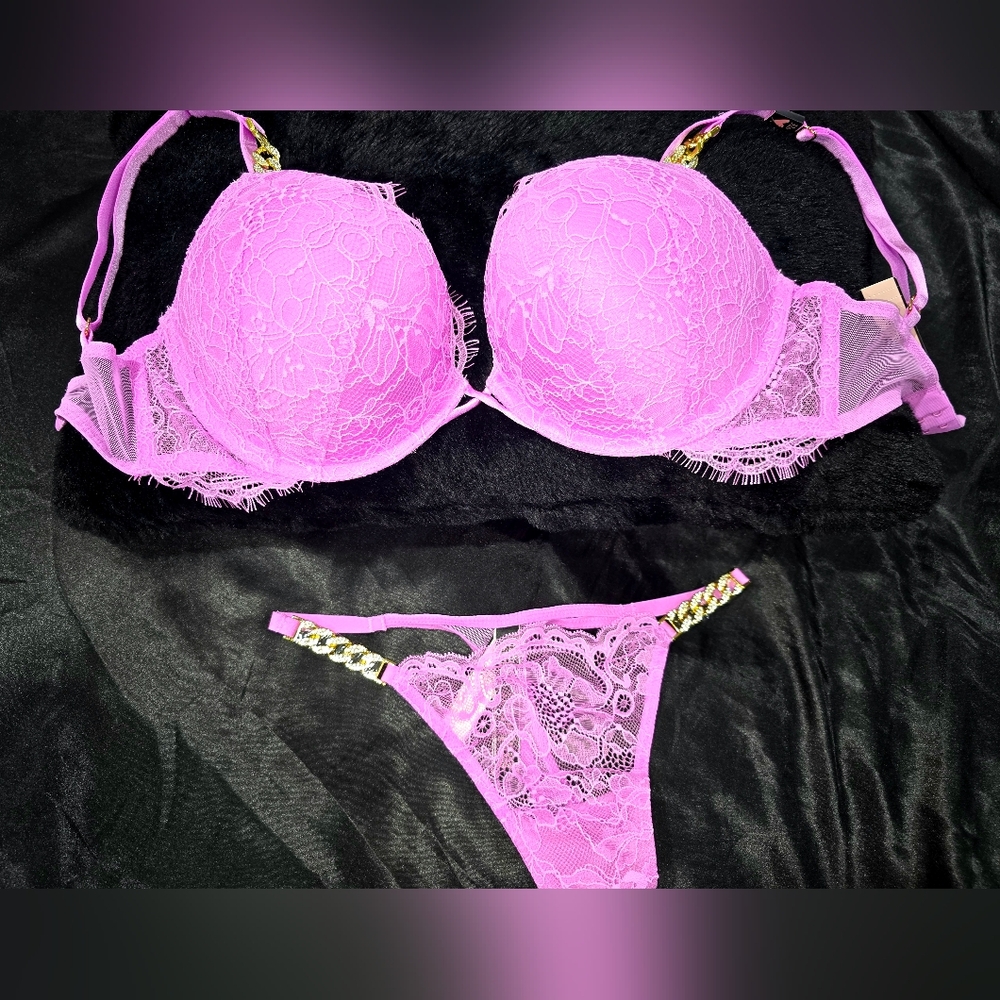 Victoria's Secret push-up bra (32D) and panty (XSmall) set ▫️💕▫️